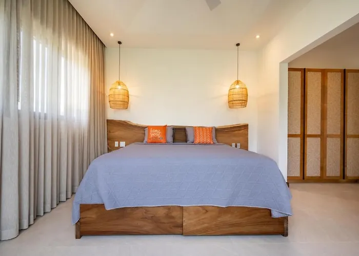 Villa Casa Cheetah Gated Luxury With