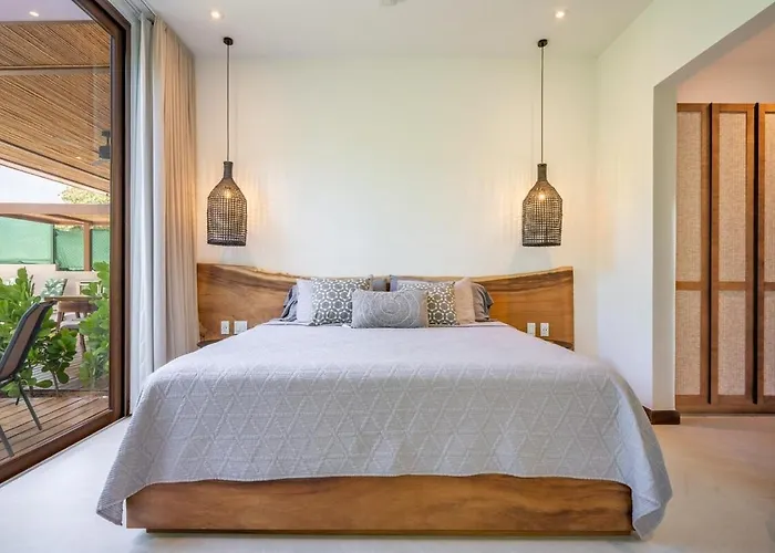 Villa Casa Cheetah Gated Luxury With