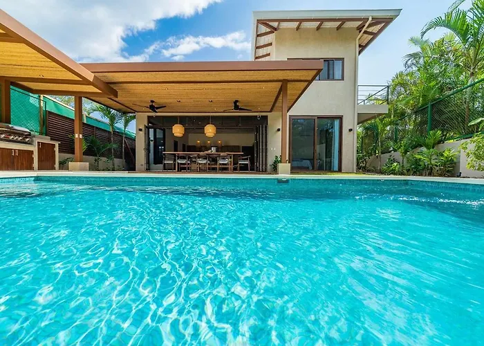 Casa Cheetah Gated Luxury With Villa