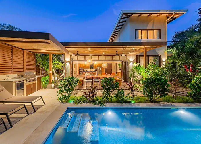 Villa Casa Cheetah Gated Luxury With